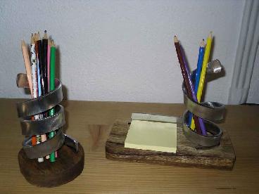 porte crayons en bois et metal